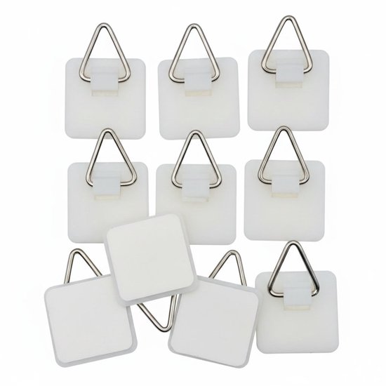 Negen witte, zelfklevende vierkante ophanghaakjes met metalen driehoekige ringen, op een witte achtergrond.
