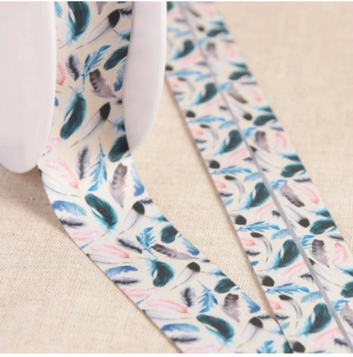 Stephanoise Biasband met veren 27mm Ivoor