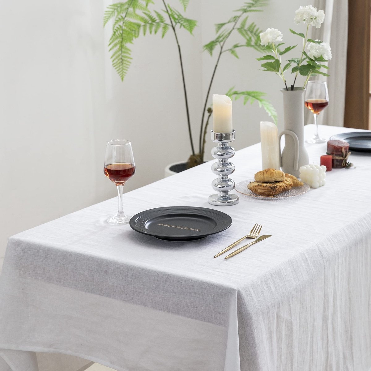 Omgoods - 100% Stonewashed Linnen Tafelkleed 150 x 274 cm Wit