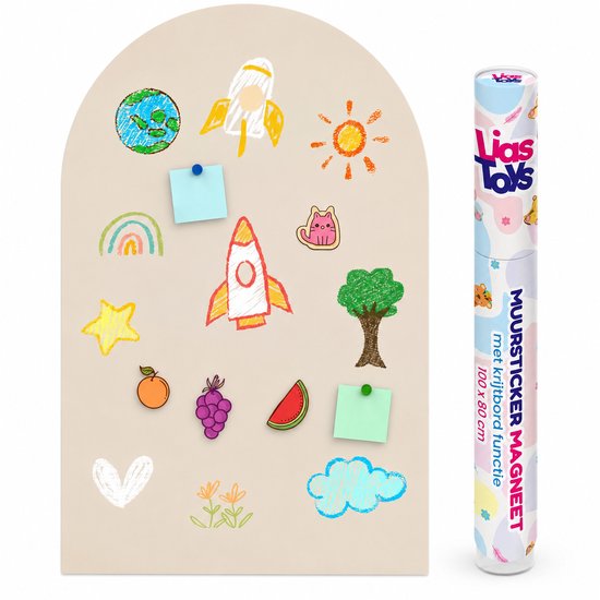 Beige magnetische muursticker met krijtbord functie, versierd met getekende planeten, raketten, zon, regenboog, boom, vruchten, hart en wolk.