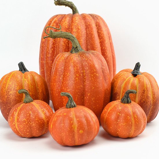 Halloween - Halloween Decoratie - Halloween Decoratie Buiten - Pompoen Herfstdecoratie - Kunstpompoenen - Geschikt voor Rustieke Boerderijstijl, Thanksgiving en Feestelijke Huisdecoratie - 7 stuks - Oranje