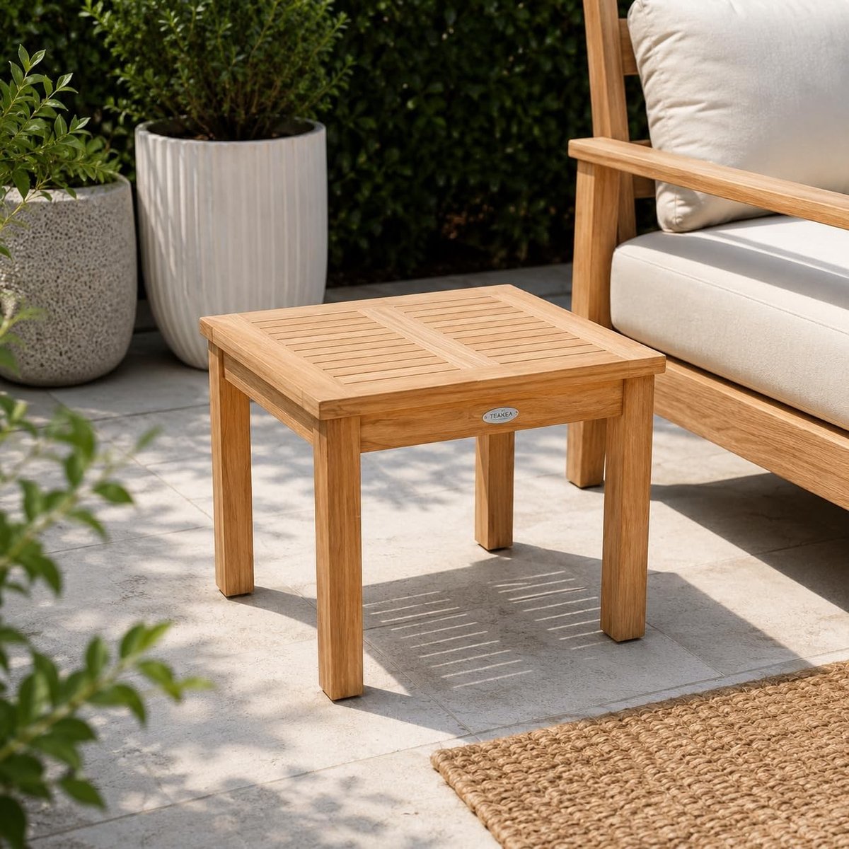 Elzusha - Teak Tuin Bijzettafel - Vierkant - Natuurlijk 60x60x45cm
