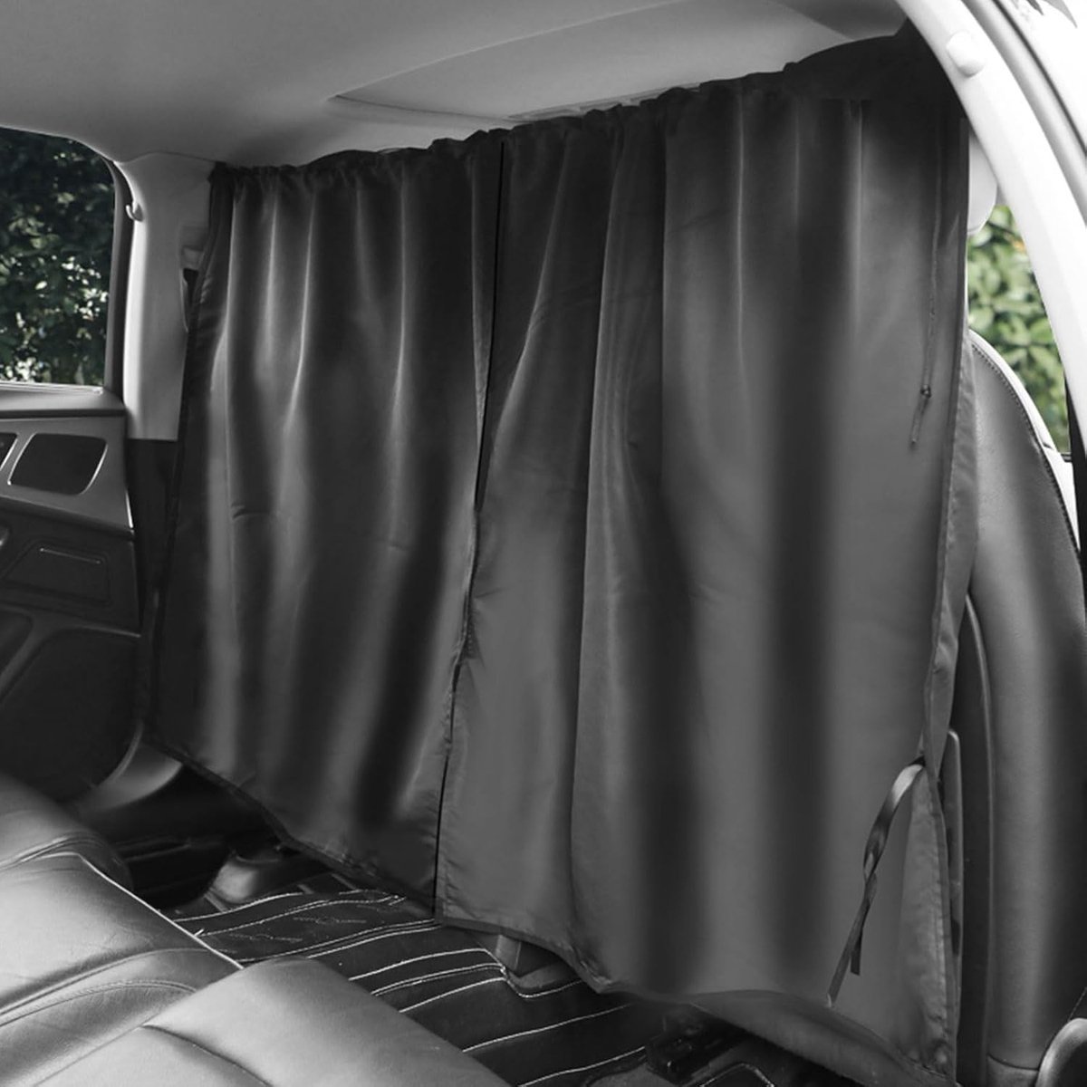 Zonweringsgordijn voor de auto - Zwart - 140 x 80 cm - Hoogwaardig Polyester - Voor Privacy en Zonwering
