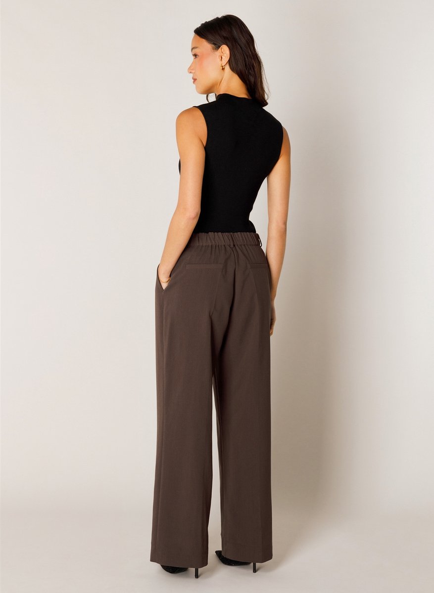 BASE LEVEL Yuna Pants - Brown - maat W36 / L30
