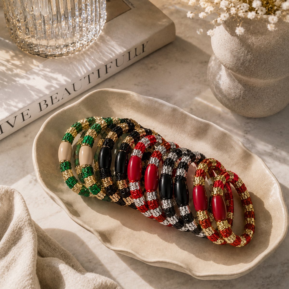 10 x Knekkie Haarelastiekjes met Kraaltje – Gevlochten Elastiek & Armband - Goud - Zilver - Zwart - Groen - Rood - Beige — cadeau in Mode & Accessoires - foto 2