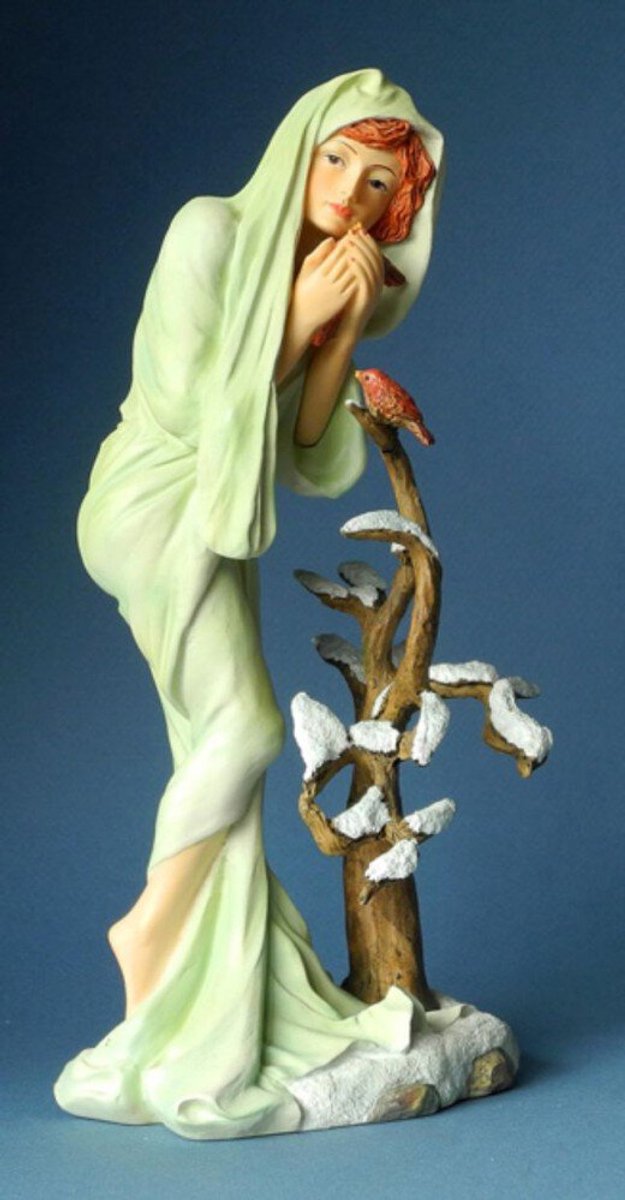 Beeld van Mucha: de Winter