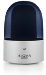 Zilverkleurige aroma diffuser met een donkerblauwe, glimmende kap, gefotografeerd op een witte achtergrond.