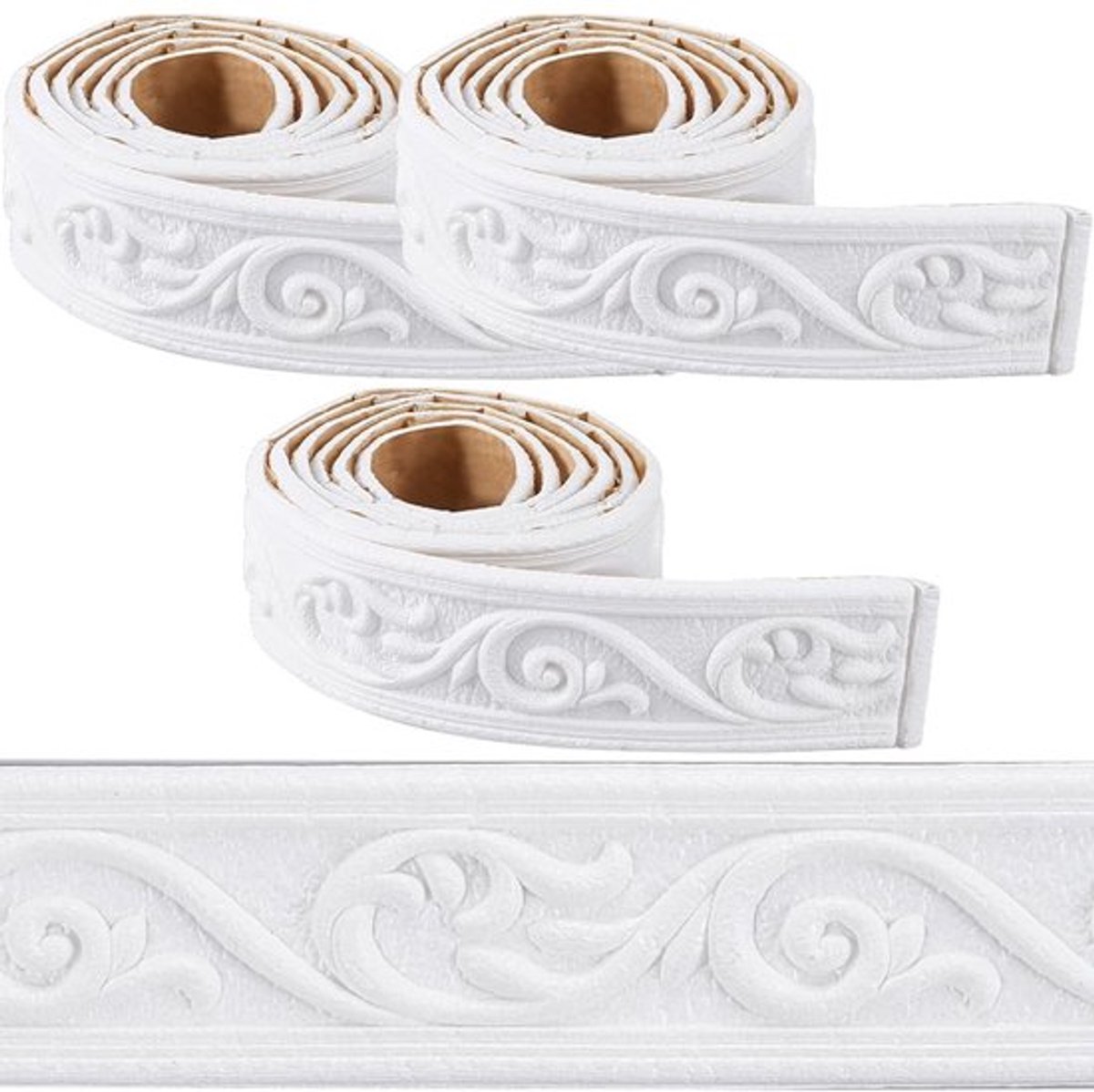 Decoratieve wandplinten in wit, zelfklevend en eenvoudig te