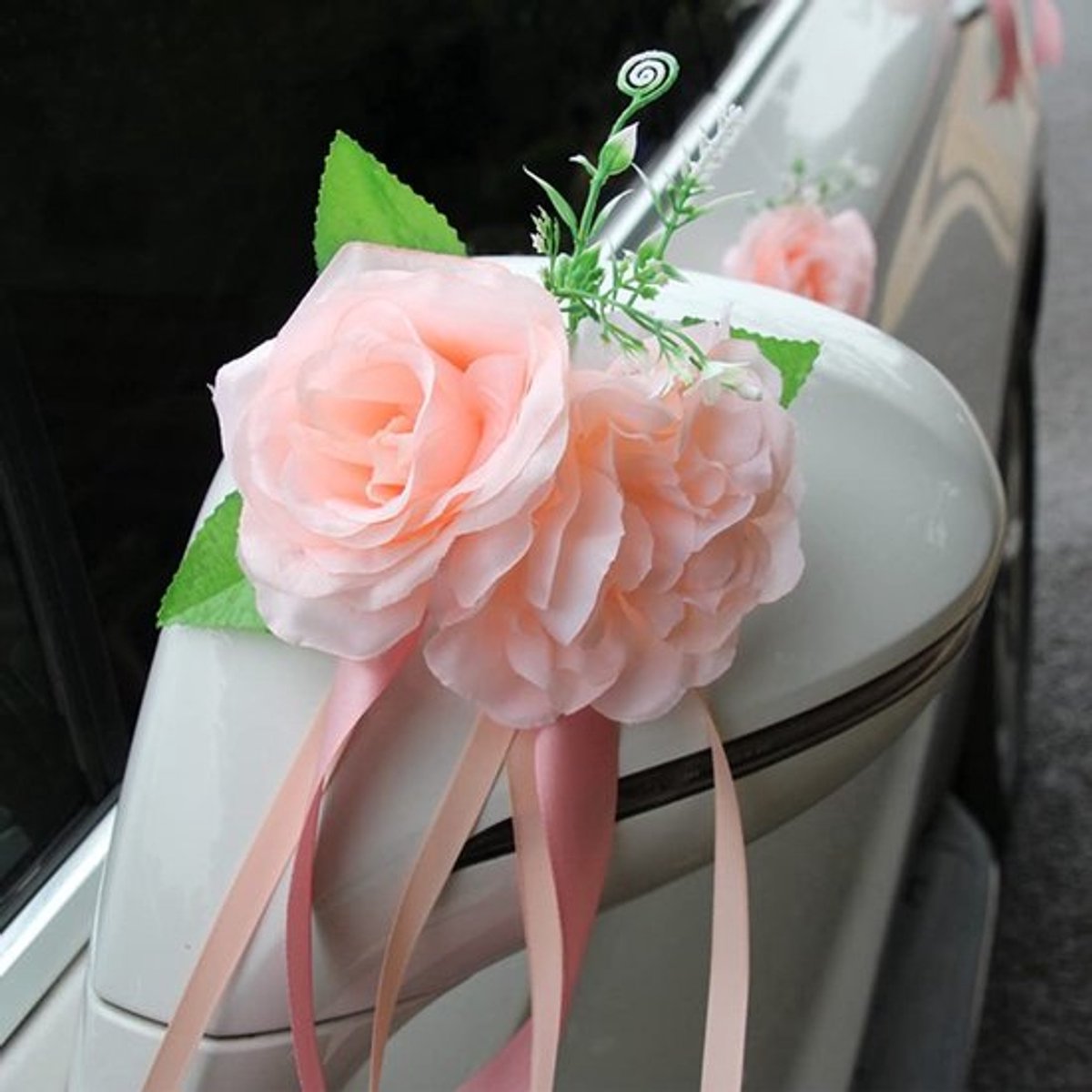 MTTProducts - Bruidsauto decoratie - Nepparen met rozen - Romantische sfeer