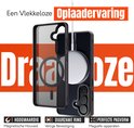 Zwarte telefoonhoes met magnetische ring en MagSafe-oplader, doorzichtig en mat.
