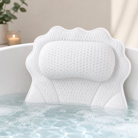 Coussin de bain blanc avec une texture matelassée dans un bain à remous.