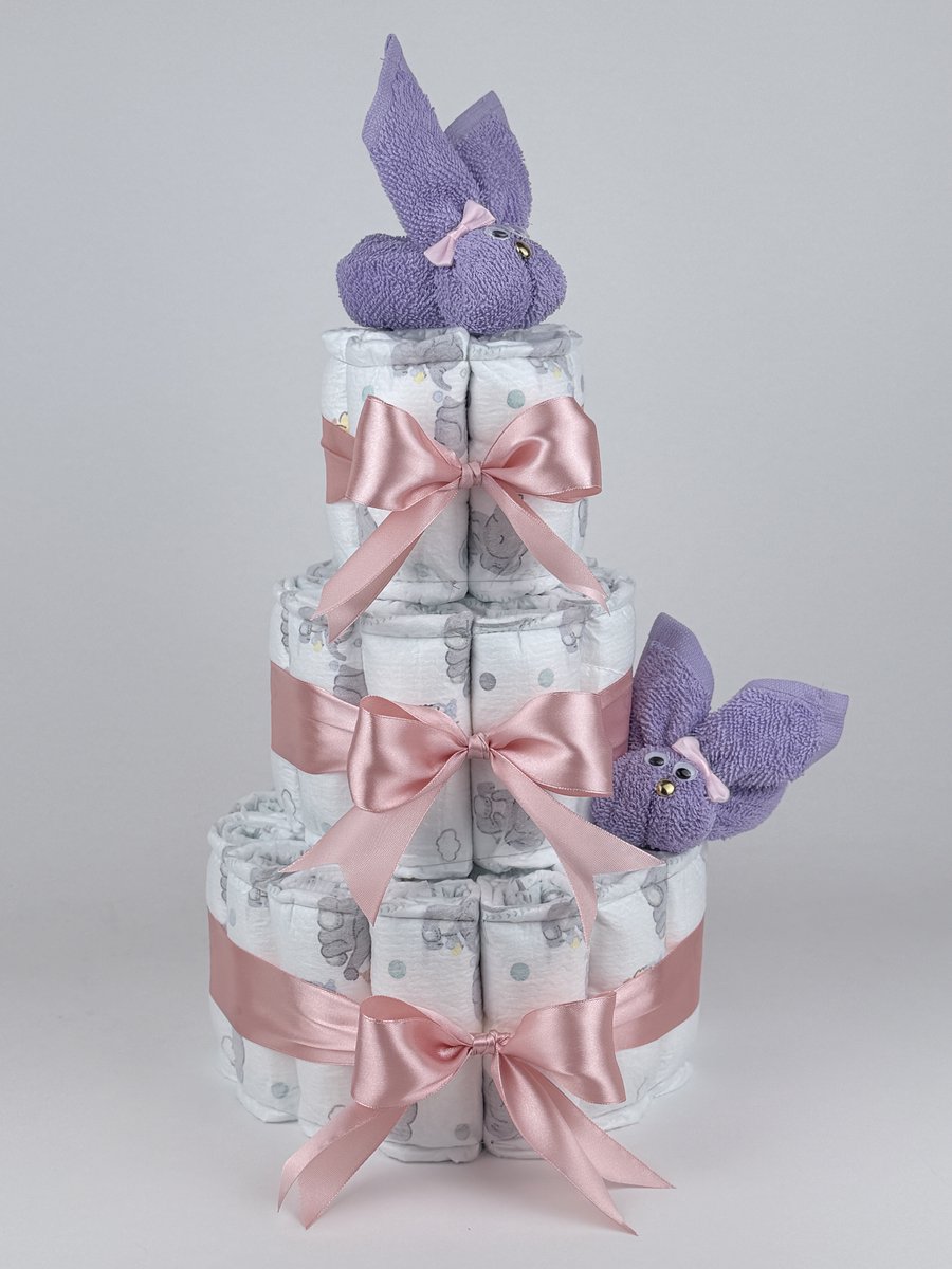 Chouette-Chouette | Luiertaart Meisje | Kraamcadeau | Geboorte Meisje | Babyshower | Konijnen Lavendel - donker Poeder Roze