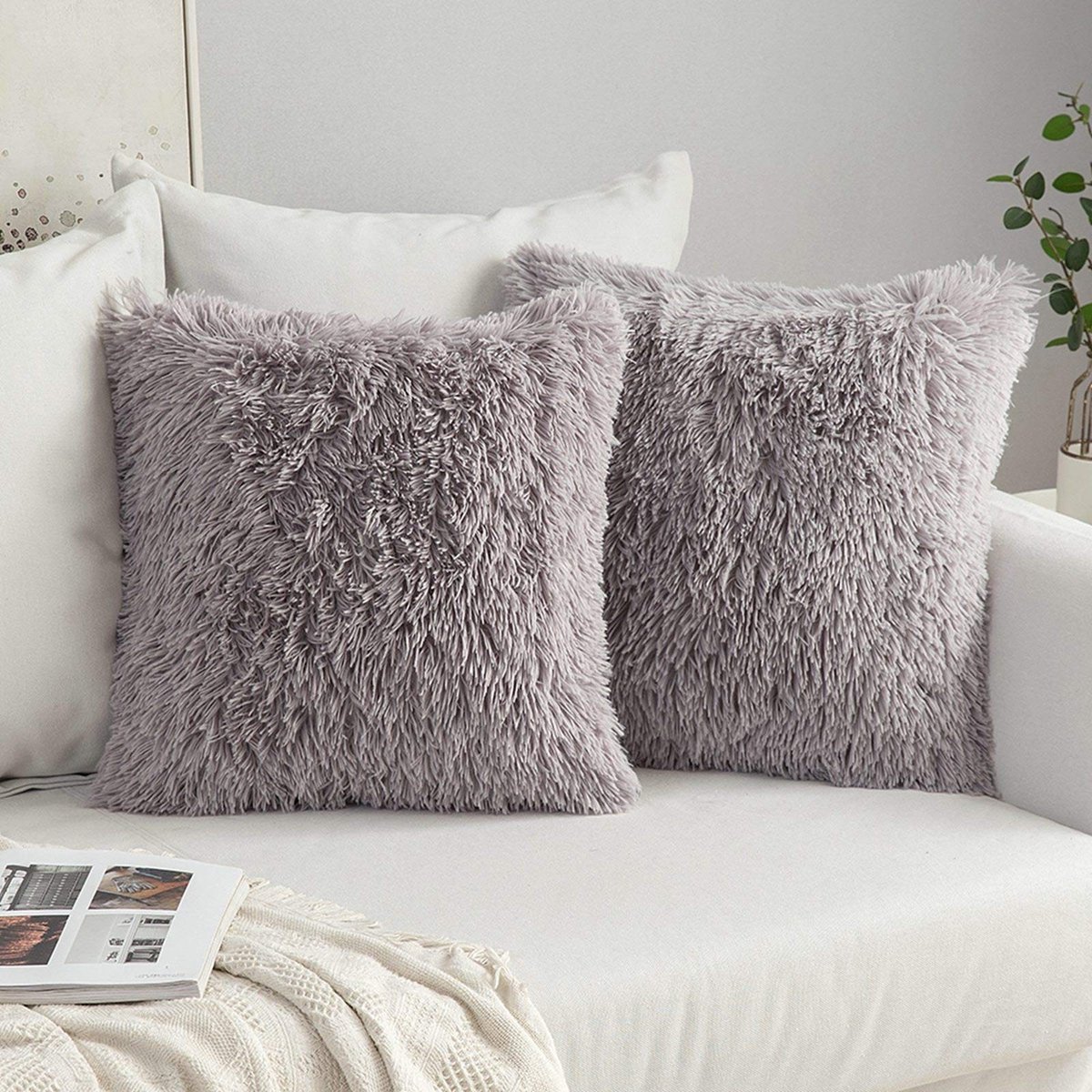 Dailygoods - Pluizige Kussenslopen Kunstbont - Zachte Decoratieve Hoezen - Voor Woonkamer en Slaapkamer - 60x60 cm - Grijs - Luxe en Comfort - Set van 2