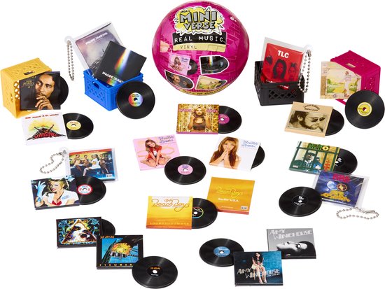Miniverse Real Music vinylbol en diverse miniatuur LP's en gekleurde kratjes.