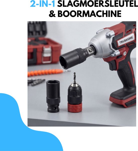 Slagmoersleutel met bit en dop. Het gereedschap is rood, zwart en zilverkleurig. "TRUSKORE" staat op de slagmoersleutel.