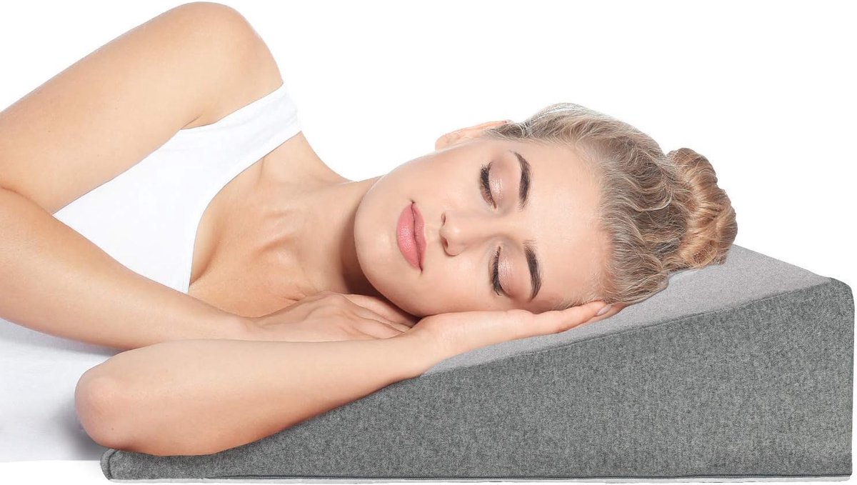 Bed voor rustige nachten & spijsverteringscomfort – Driehoekskussen & Rugsteun voor rustig nachtelijk ademhalen – Leeskussen voor comfortabel lezen in bed – OEKO-TEX gecertificeerd kussen