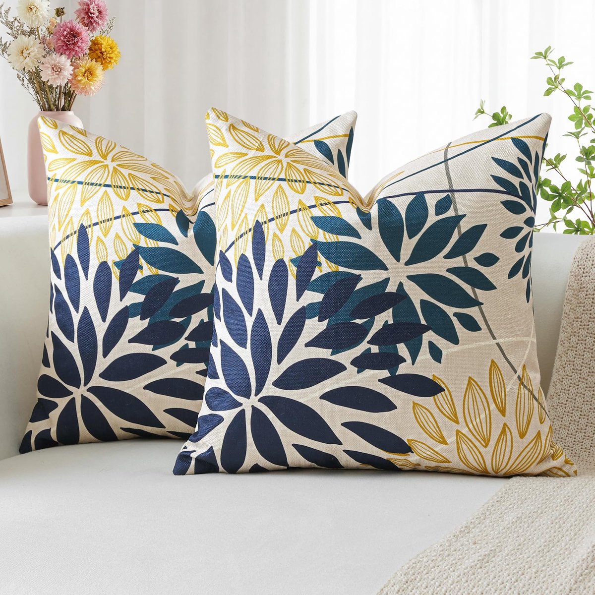 Set van 2 kussenslopen 40 x 40 cm, blauw, geel, cyaan, dahlia's, lente, moderne elegante bloemen, geometrisch patroon, kussenhoes voor bank, slaapkamer, woonkamer, buiten, decoratie