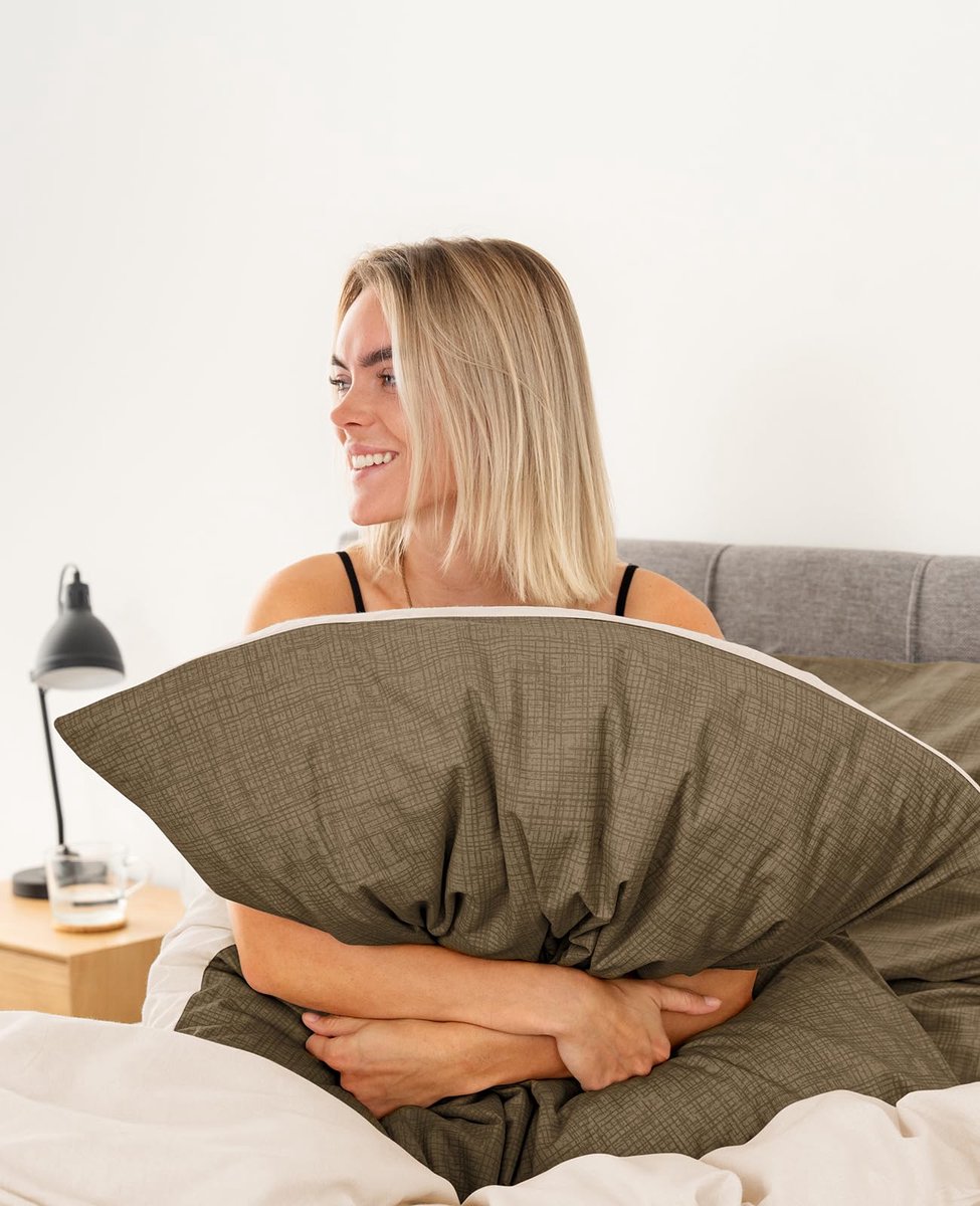 lionto dibea Renforcé omkeerbaar beddengoed van 100% katoen, 155 x 220 cm, kussensloop 80 x 80 cm, 4-delig beddengoed voor elk seizoen, onderhoudsvriendelijk en vormvast, incl. Oeko-Tex-certificaat,