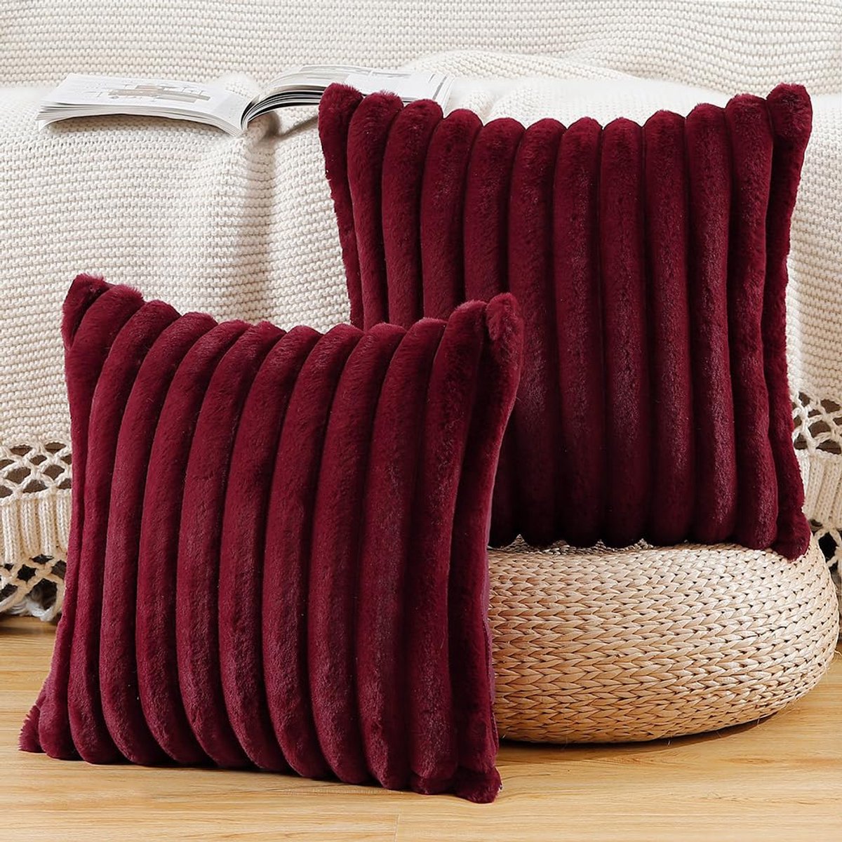 Set van 2 namaakwollen pluche decoratieve kussenslopen fluffy zachte decoratieve kussenhoes voor bank slaapkamer kussensloop 55x55 cm Bordeauxrood