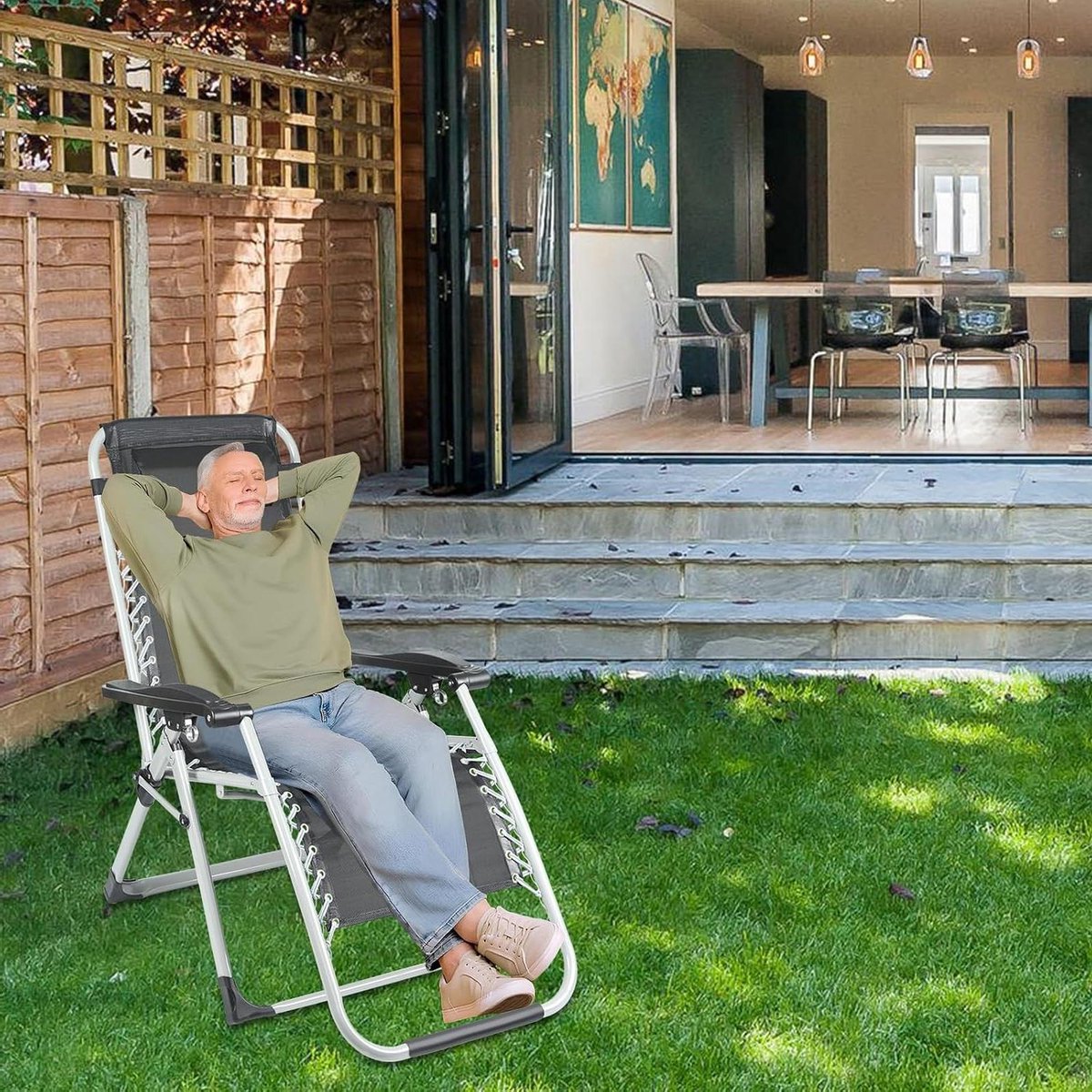 Opvouwbaar Campingbed - Draagbaar Bed Ligstoel - Buiten Ontspannen - Verstelbare Rugleuning - 150 kg Draagvermogen - Grijs