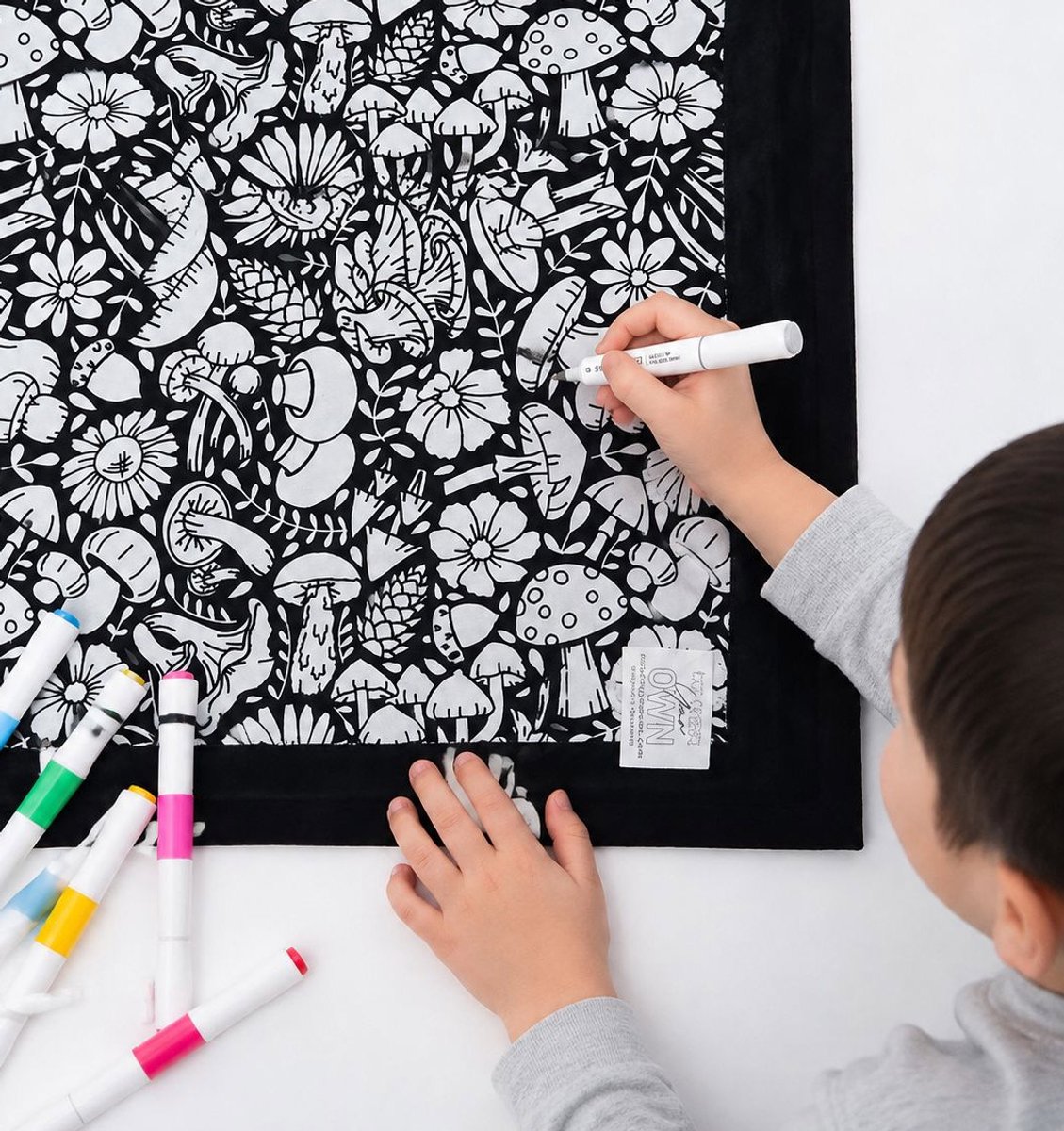 DIY Kleurdeken voor Volwassenen met 24 Stiften – Wasbaar Fluweel Zacht – Creatief Cadeau voor Thuisdecoratie – Geschikt voor Kinderen en Groepen(paddestoel)