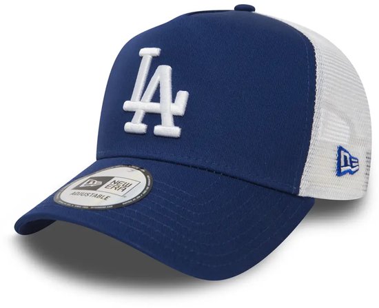 Casquette trucker bleue New Era avec logo 'LA' blanc et arrière en mesh blanc.