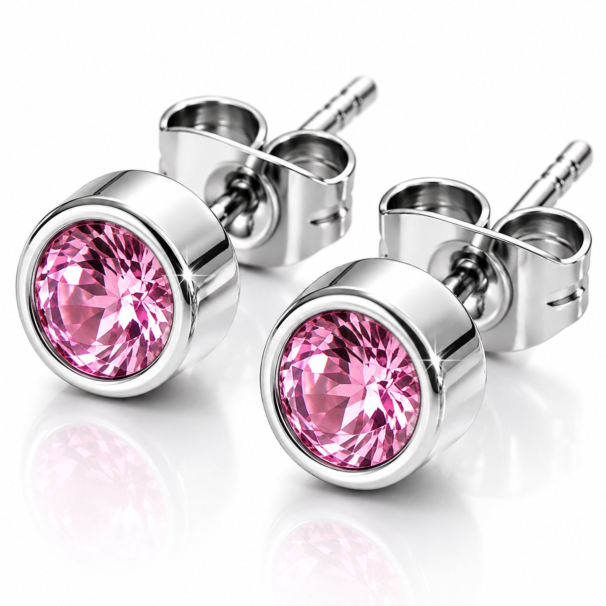 Maevi® Geboortesteen Oorbellen - Maand: Juli - Kleur: Zilver - Hoge Kwaliteit - Oorknopjes / Oorbel - Geboorte Steen / Birth Stone Earrings - Roestvrijstaal / RVS / Stainless Steel - Verkleurt Niet - Incl. Luxe Verpakking