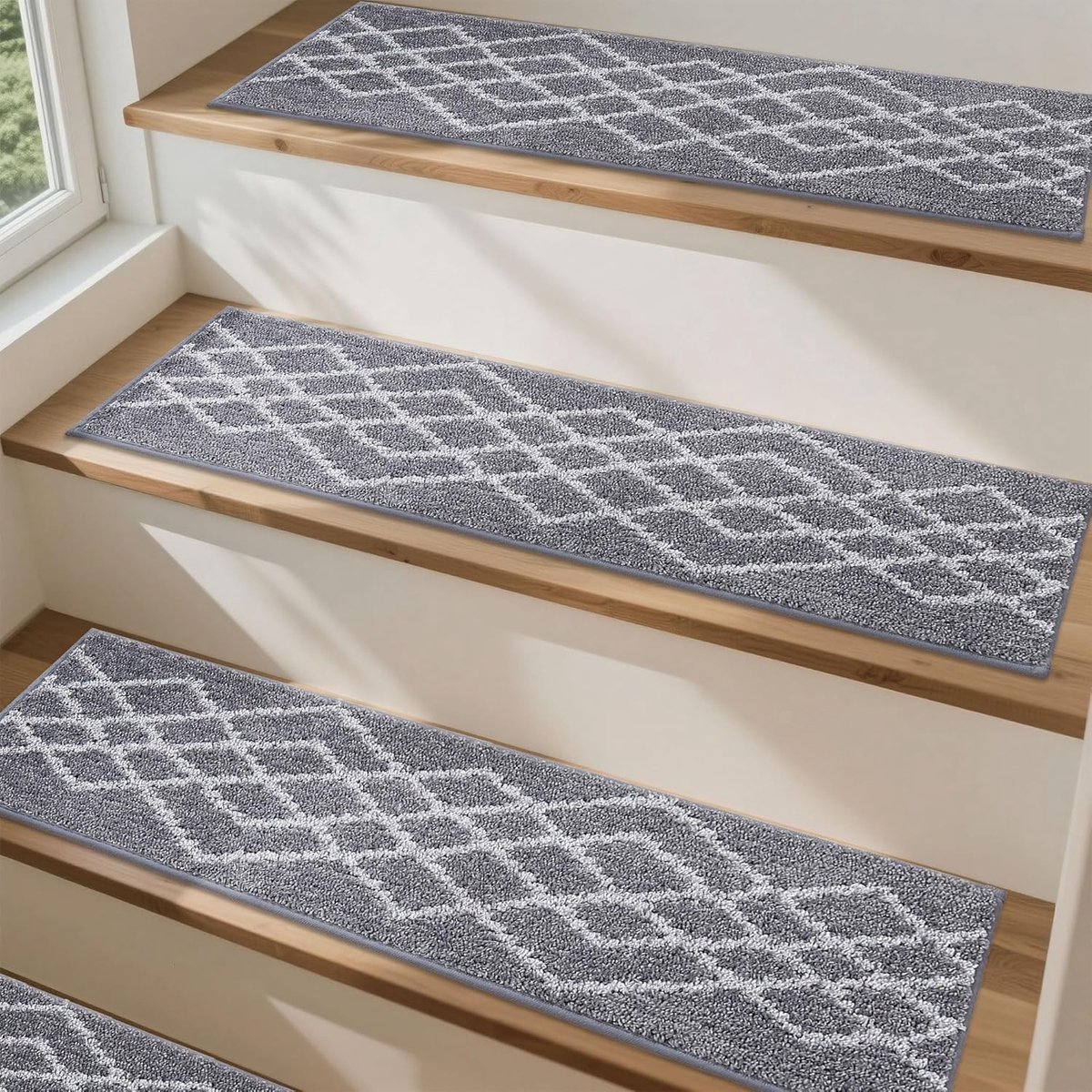 Set van 15 Trapmatten 70 x 22 cm met Grijze Diamanten, Antislip en Duurzaam voor Veiligheid en Comfort