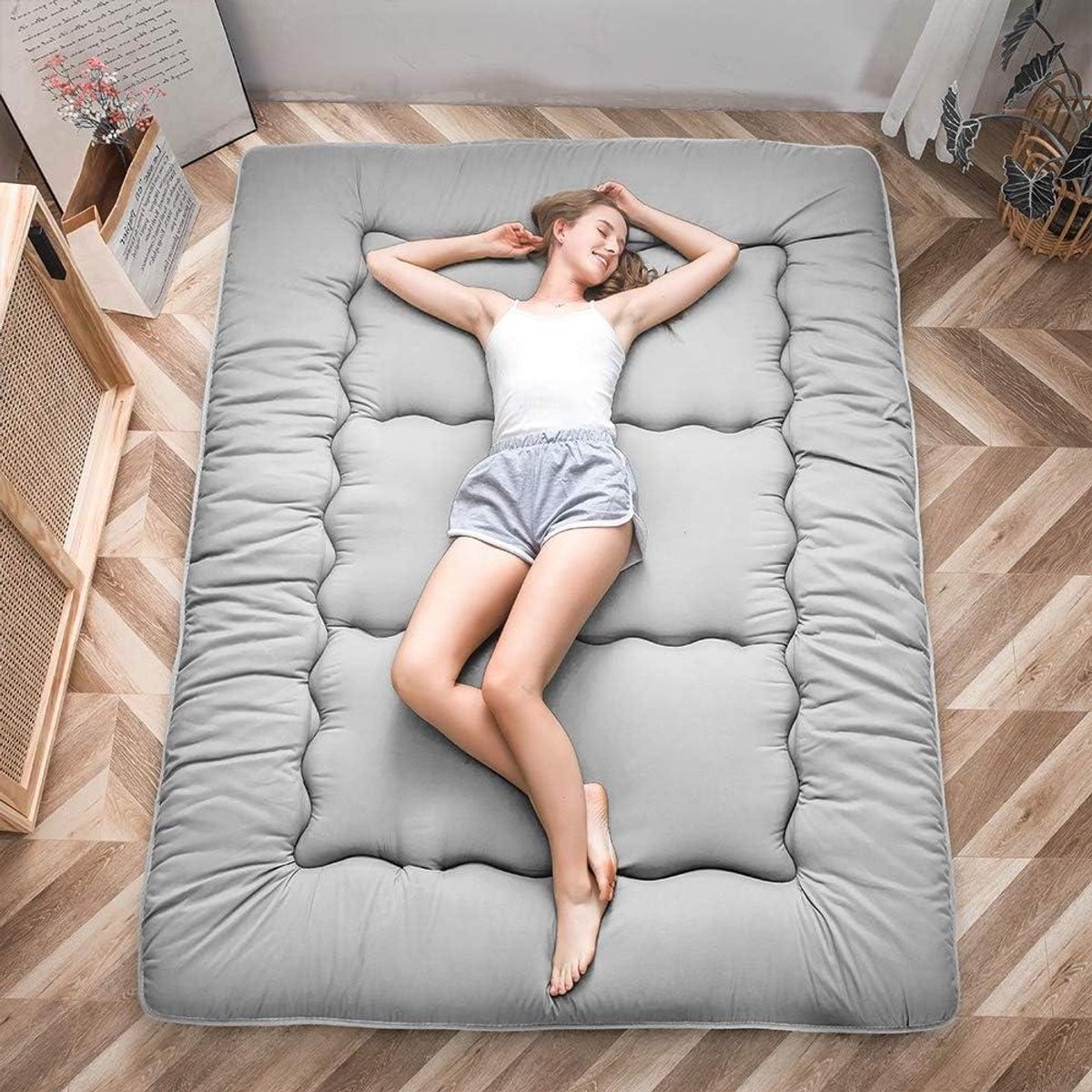 Vloermatras - Futon matras - Comfortabel slapen - Traagschuim vulling - 135x190 cm - Grijs