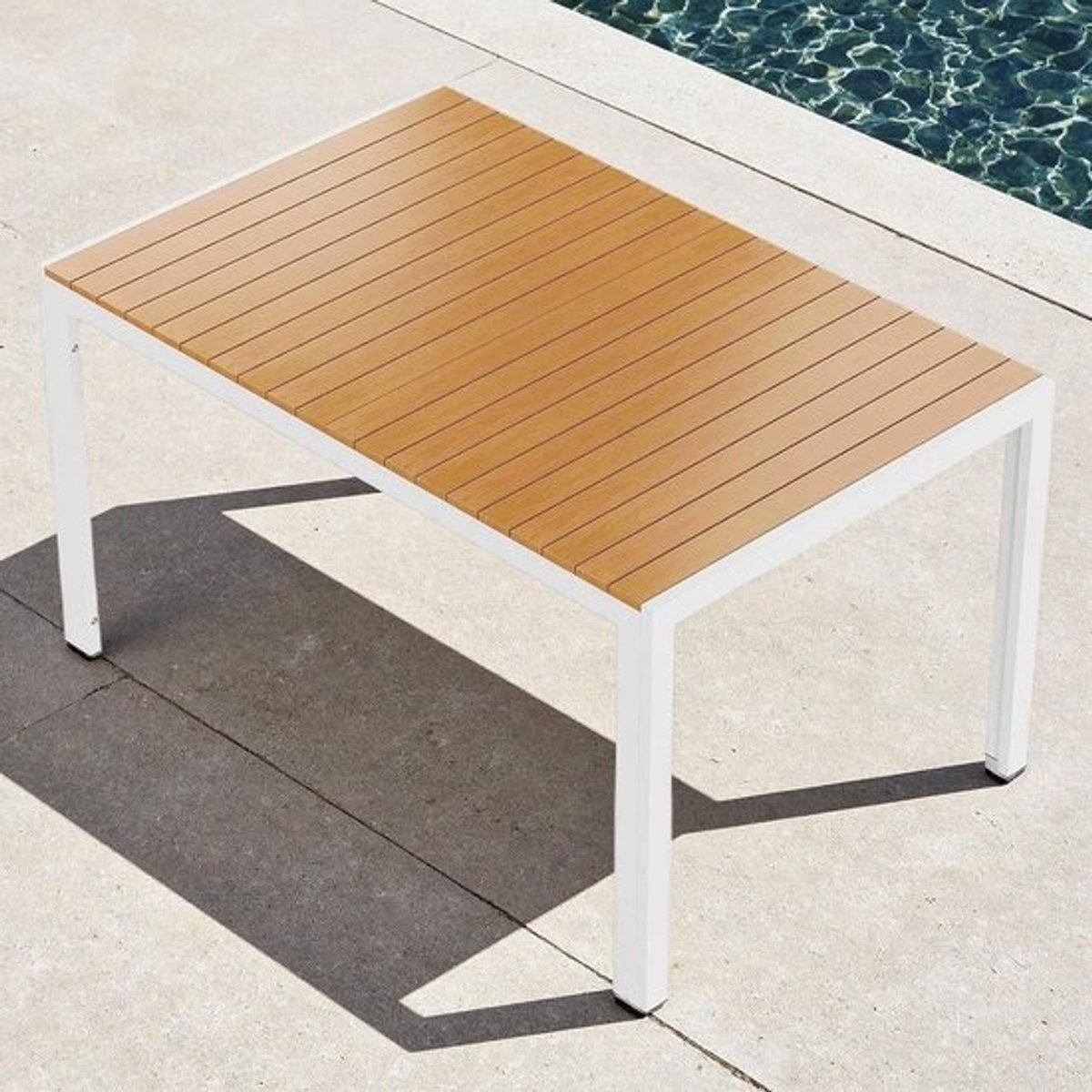 Tuintafel Rechthoekig - Eettafel Buiten - Terras Dineren - Weerbestendig Aluminium - 140 x 90 cm - Wit Teak