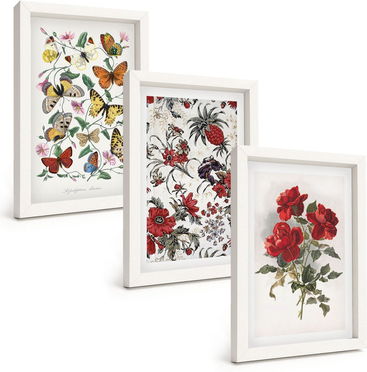 Wallfluent 3-Delige Schilderij Set - Vlinders, Bloemen En Rode Rozen In Een Klassieke Stijl. - 20 x 30 - Muurdecoratie - Wanddecoratie - Slaapkamer - Moderne Wanddecoratie