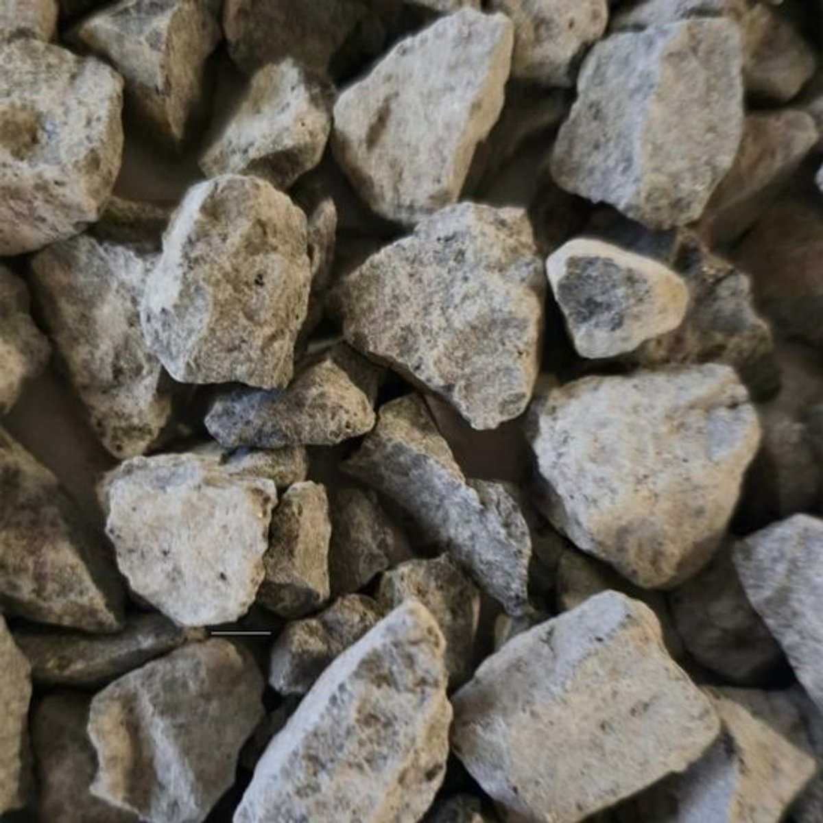 Basalt Grind - Siergrind Split - Tuin Decoratie - Handige Zakken - 8-16 mm - Zwart