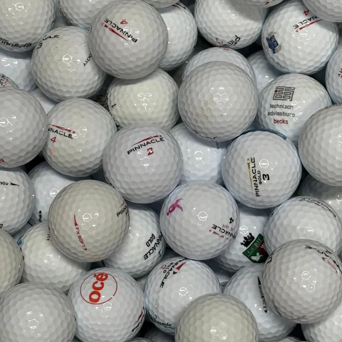 50 Stuks Pinnacle Mix Gebruikte Golfballen/Lakeballs - AAAA Kwaliteit + 2 Stuks YourLakeBalls Tees