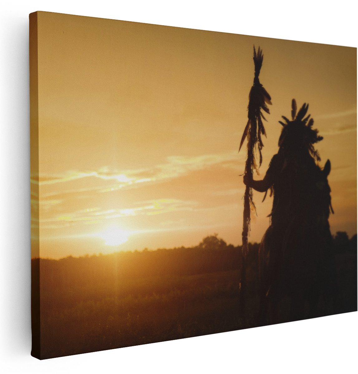 Artaza Canvas Schilderij Indiaan met een Speer bij Zonsondergang - 160x120 cm - Groot - Wanddecoratie Woonkamer - Schilderijen - Muurdecoratie