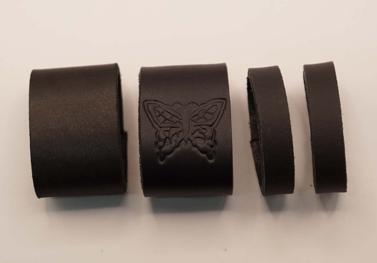 4 Lederen riem lusjes voor broekriem van 4 cm breed, 1x zwart met lus breedte 3 cm en 2x zwart met lus breedte 1 cm en 1x hamer van vlinder breedte 3 cm - zwarte leren lusje vervangen voor lederen broekriem - riem lusjes - riem repareren nieuw lusje