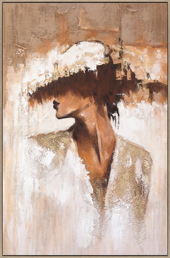 Schilderij van een elegante vrouw met een grote, warrige hoed in bruine en witte tinten. Haar schouders zijn bedekt met een glinsterende stof.