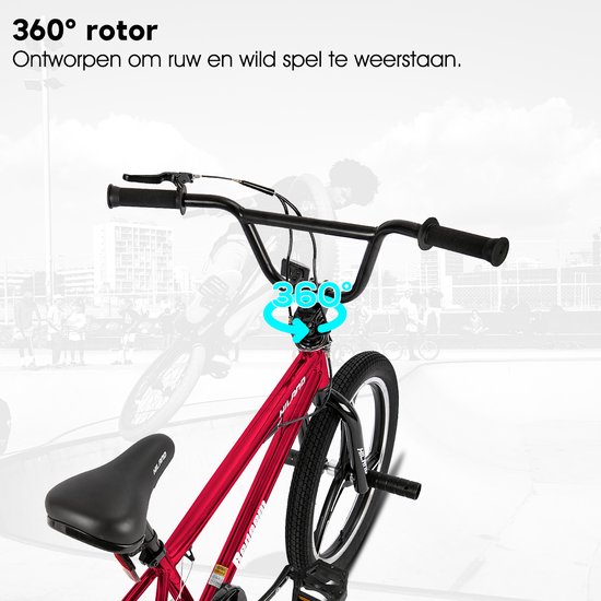 Vooraanzicht van een rode BMX fiets met '360° rotor' en fietsers op de achtergrond.