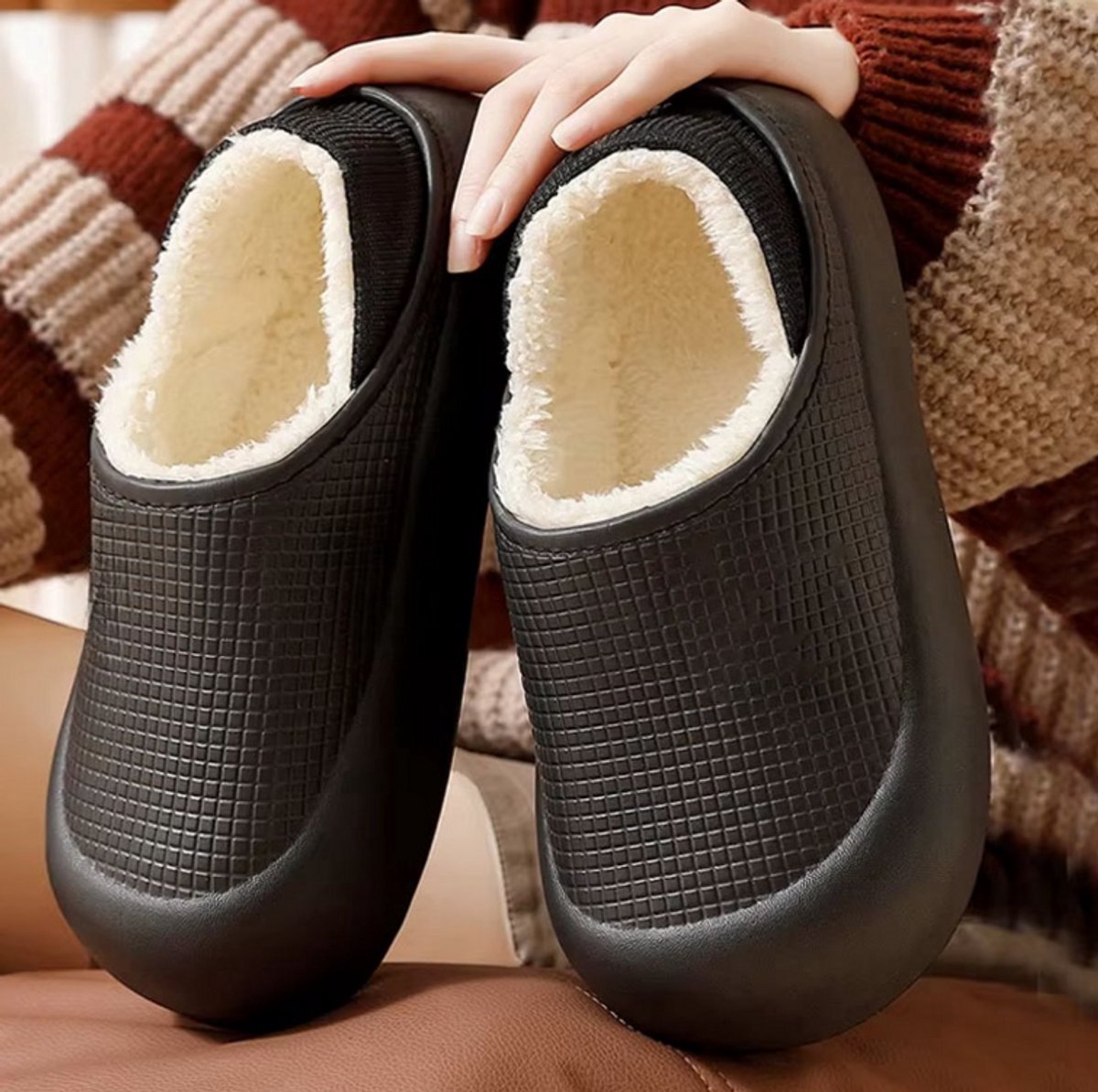 Warme Waterdichte Winter Pantoffels Maat 39 – Pluche Huispantoffels met Antislip en Dikke Zool voor Binnen en Buiten - Comfortabele Pantoffels voor Dames en Heren