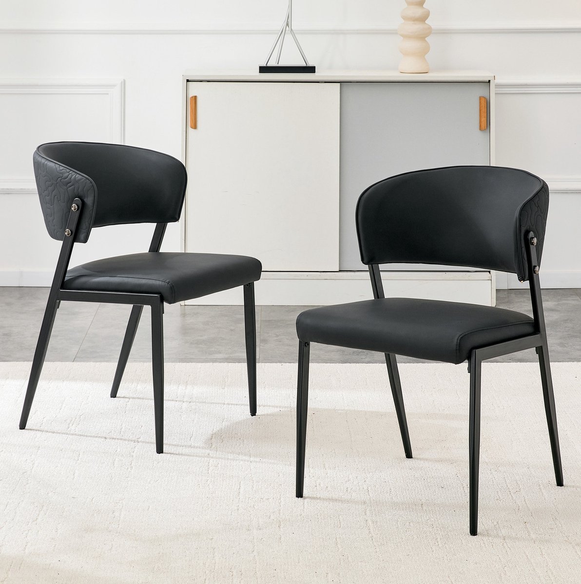 MIVRAY Eetkamerstoel - Set Van 2 - Ergonomische Gebogen Rugleuning En Gewatteerde Zitting - Voor Eetkamer En Keuken - Kunstleer Zwart