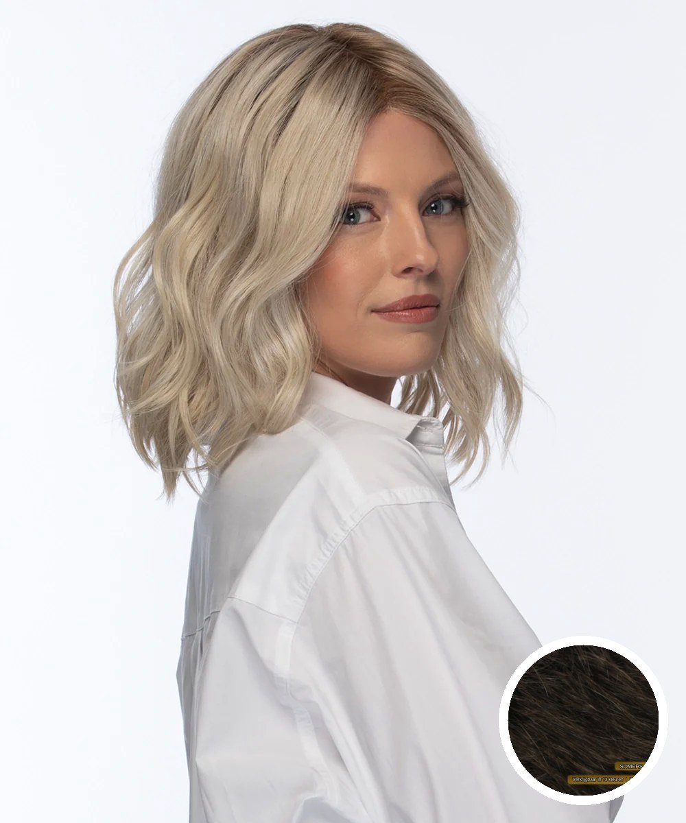 Estetica Designs SOMERS Synthetisch Haarwerk - Zonverlicht Blond, Heat Defiant, Front Lace Line