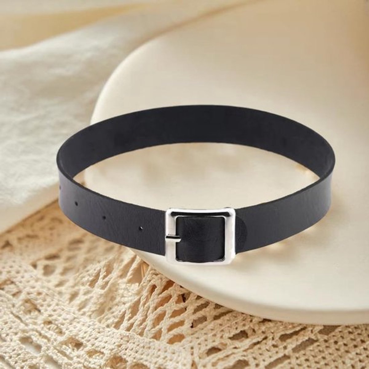 Retro punk-halsketting van PU-leer, ronde halsketting, zwart, eenvoudige stijl, verstelbaar, breed, gothic, leren halsband, Chian Rock Biker riem met gesp, voor dameskostuum, Halloween