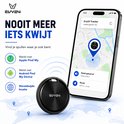 Zwarte Evy24 tracker naast een smartphone met kaartweergave, met icons voor Apple & Android.