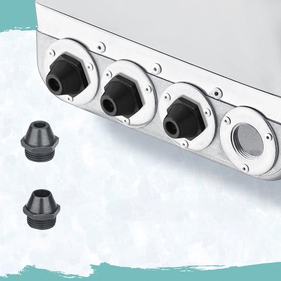 Detail van de zilverkleurige mortelspuit met 3 gemonteerde zwarte mondstukken en 2 losse.