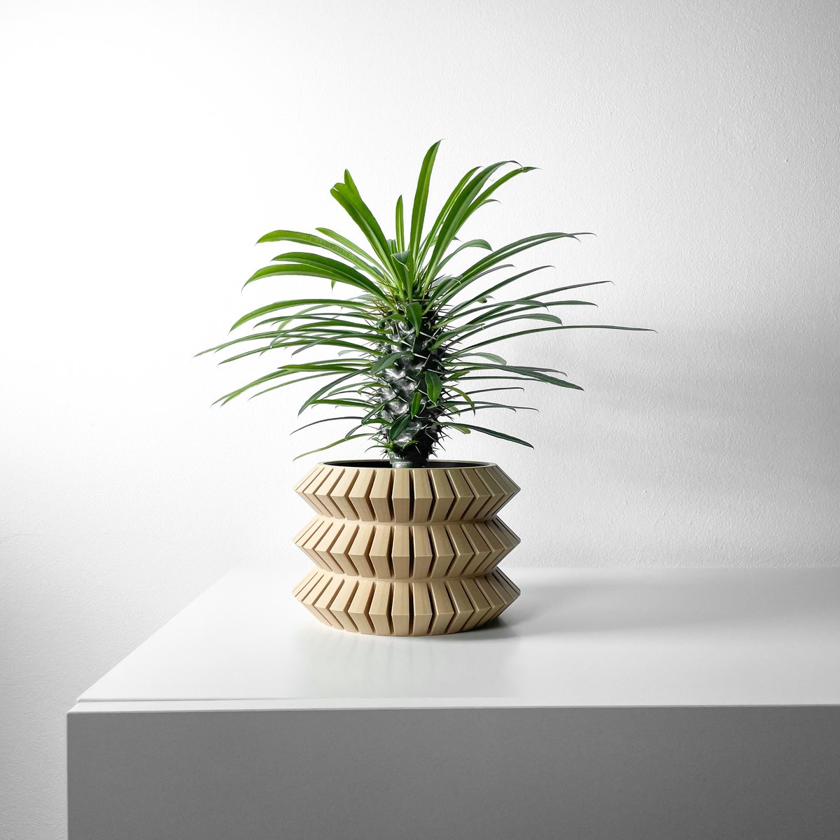 Skushy Sivat Bloempot - Moderne Designpot voor Kamerplanten - Sculpturale Plantenpot voor Woonkamer en Kantoor - Premium Woondecoratie