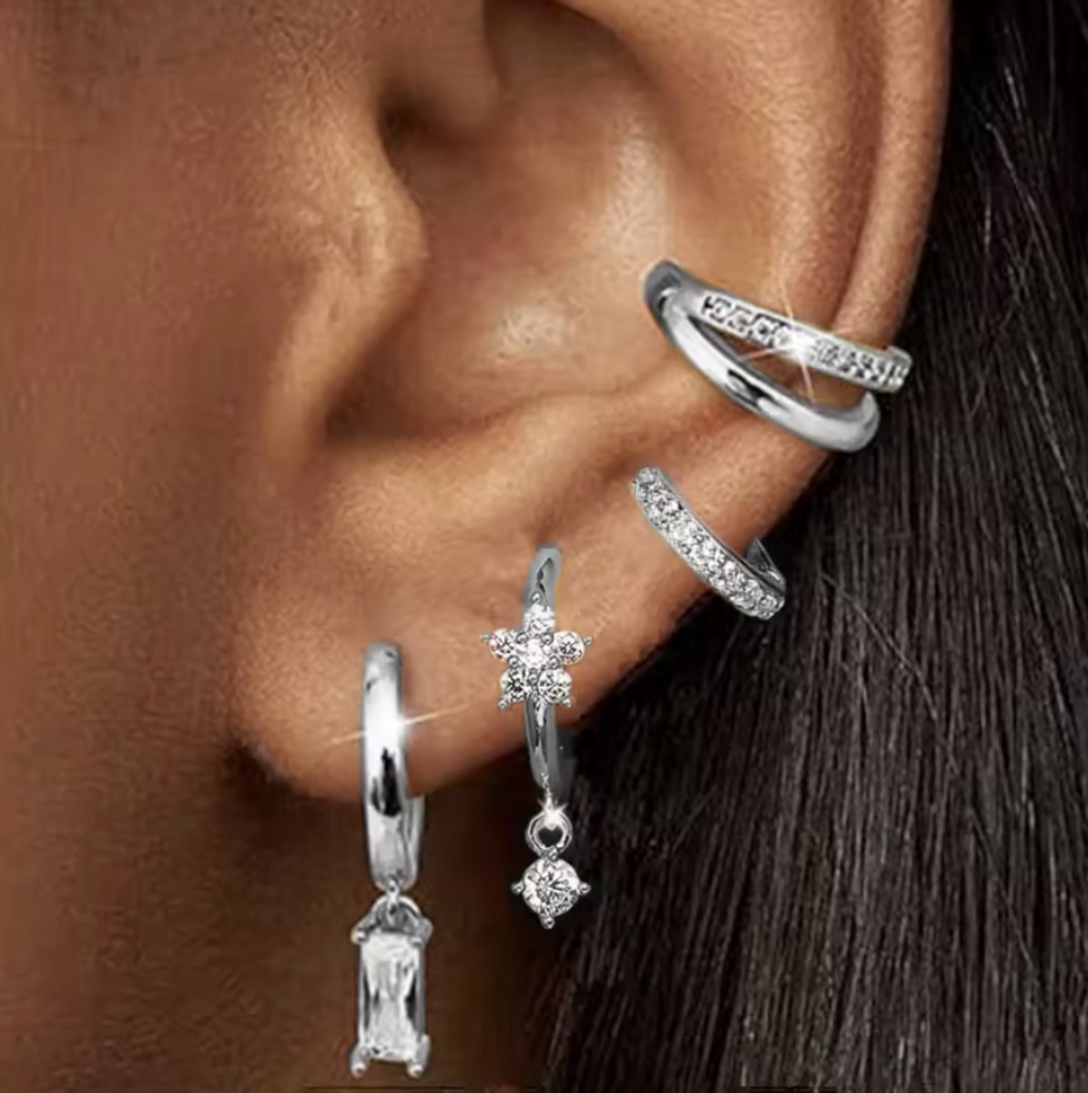 Oorbellen Set - 4 stuks - Kleur: Zilver - Luxe Oorbellen - Incl. Cadeauverpakking - Oorhangers / Oorring / Oorknopjes - Hoge Kwaliteit RVS - Stainless Steel / Roestvrijstaal - Verkleurt Niet - Oorbellen Set - Oorbellen Vrouwen / Dames