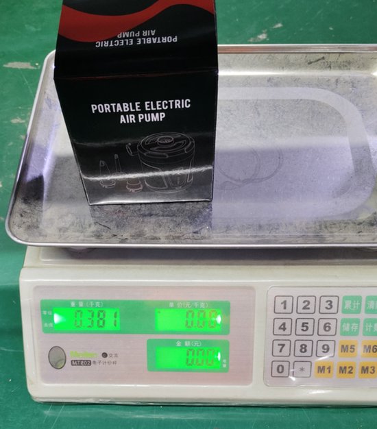 Buitenluchtpomp - Multifunctionele elektrische luchtpomp - Grote capaciteit - Draagbaar - LED-stroomindicator - 5200 mAh - 400 liter/minuut - Oplaadbare batterij - Uitgerust met 3 mondstukken - Snel oppompen voor boten/luchtmatrassen - Zwart — afbeelding 2