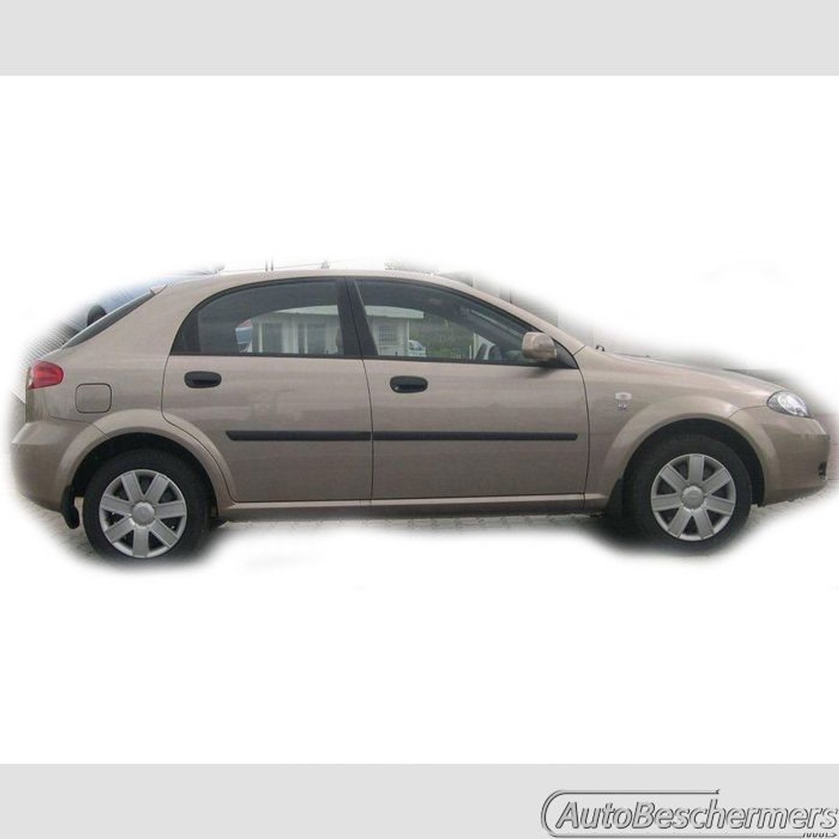Stootlijsten set zwart voor Chevrolet Lacetti 04.2004-2010. De stootstrips zijn zelfklevend. Set a 4 stuks (#0003)