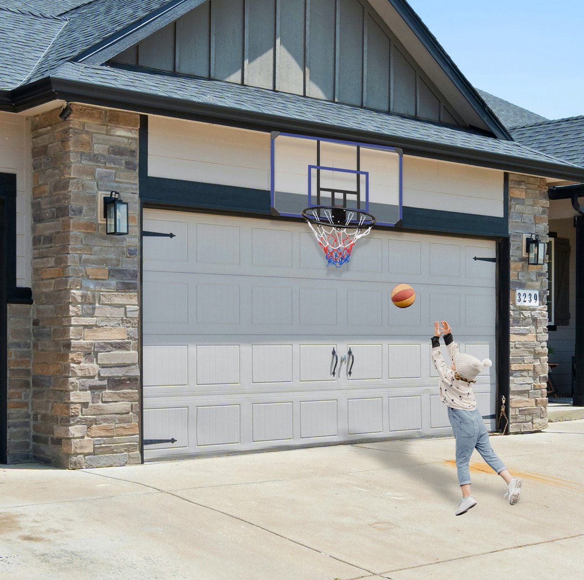 DESMIU Basketbalbord – Wandgemonteerd En Splintervrij – 112 X 72 Cm – Kunststof En Metaal – Zwart Blauw – Voor Binnen En Buiten