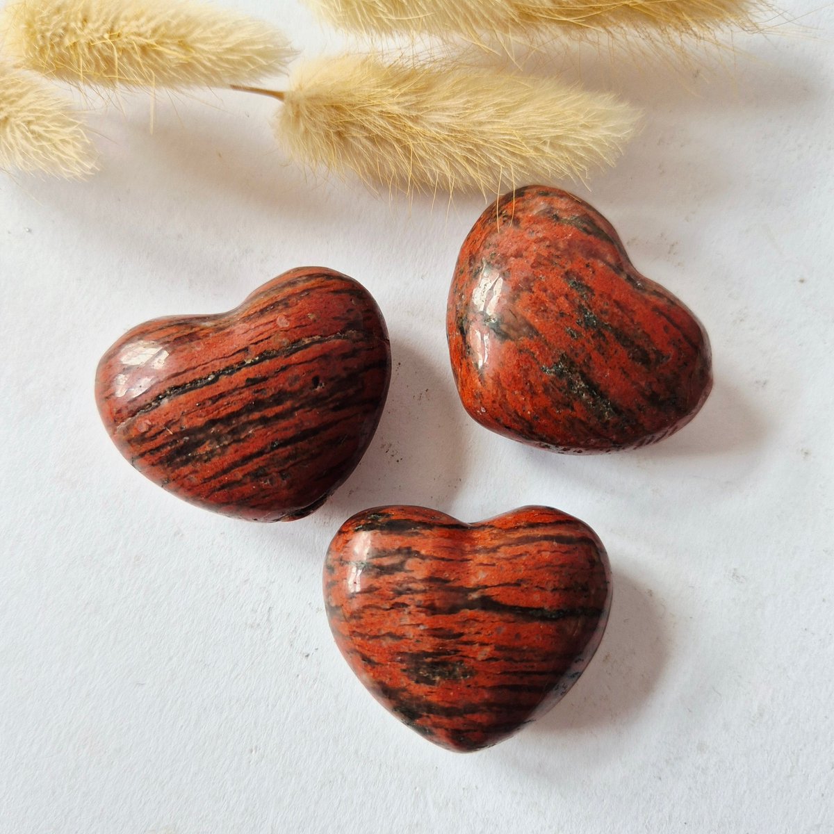 Edelsteen Bol Hartje Zaksteen 3-4cm – Red Banded Jasper