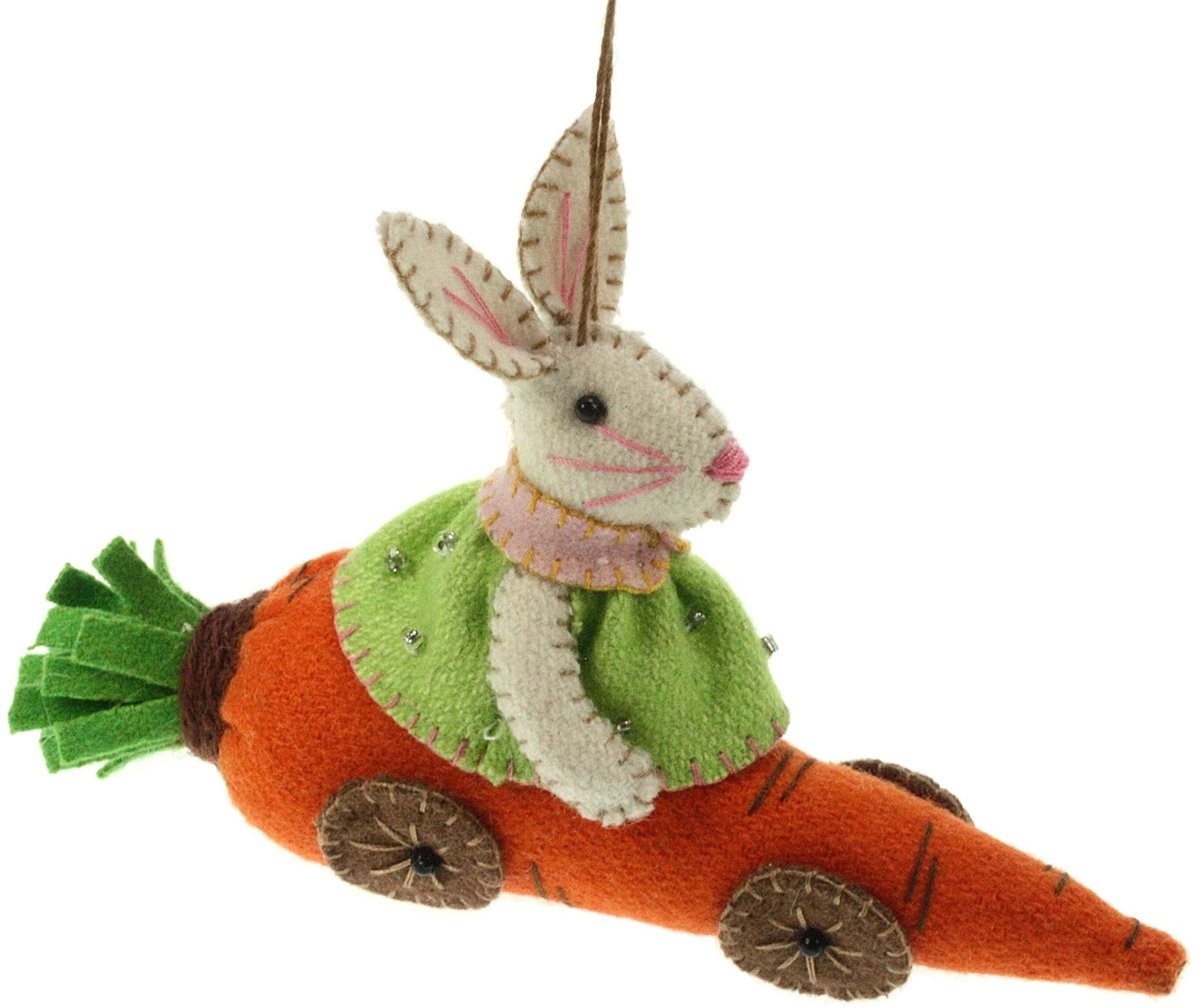 Konijn in wortelauto, vilt 14cm
